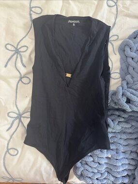 Abercrombie & Fitch Black Sleeveless V-Neck Bodysuit with Gold Accent